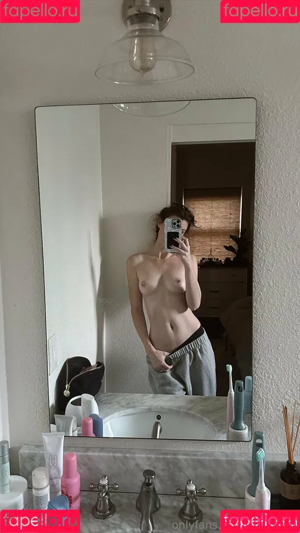 Erin Gilfoy / eringilfoy / onlyfriends Nude Leaks OnlyFans/Patreon Onlyfans Photo Gallery 