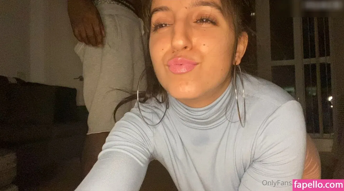 azalyastar / azalyastar_ Onlyfans Photo Gallery 