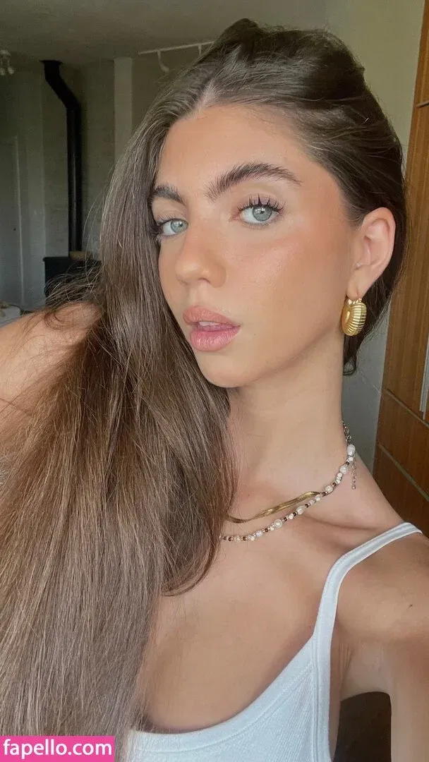 Ela Be'eri / ela.be / ela_beeri / elabeeri Onlyfans Photo Gallery 