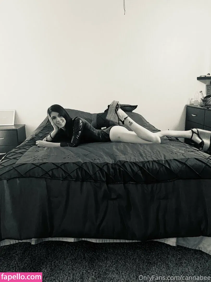 prettypixie113 / prettypixxiez Onlyfans Photo Gallery 