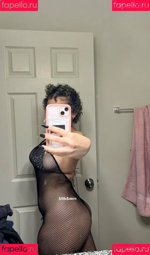 felttheflowers / flowers Onlyfans Photo Gallery 