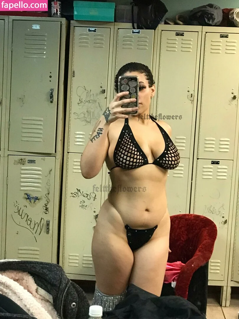 felttheflowers / flowers Onlyfans Photo Gallery 