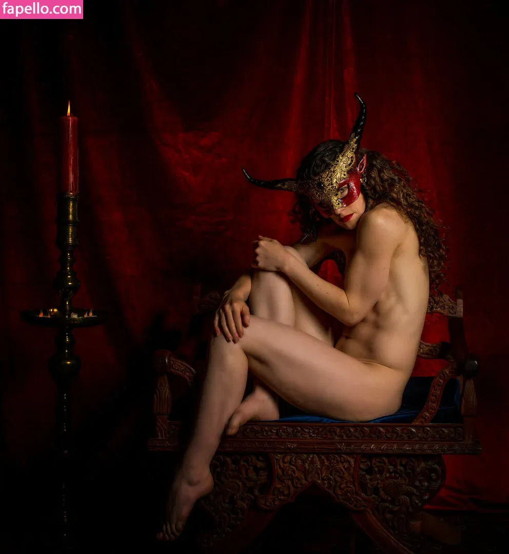 Keira Grant / KeiraGrant / keiragrantart Onlyfans Photo Gallery 