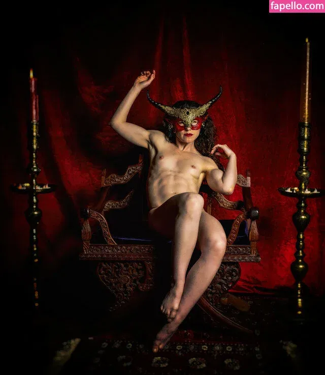 Keira Grant / KeiraGrant / keiragrantart Onlyfans Photo Gallery 