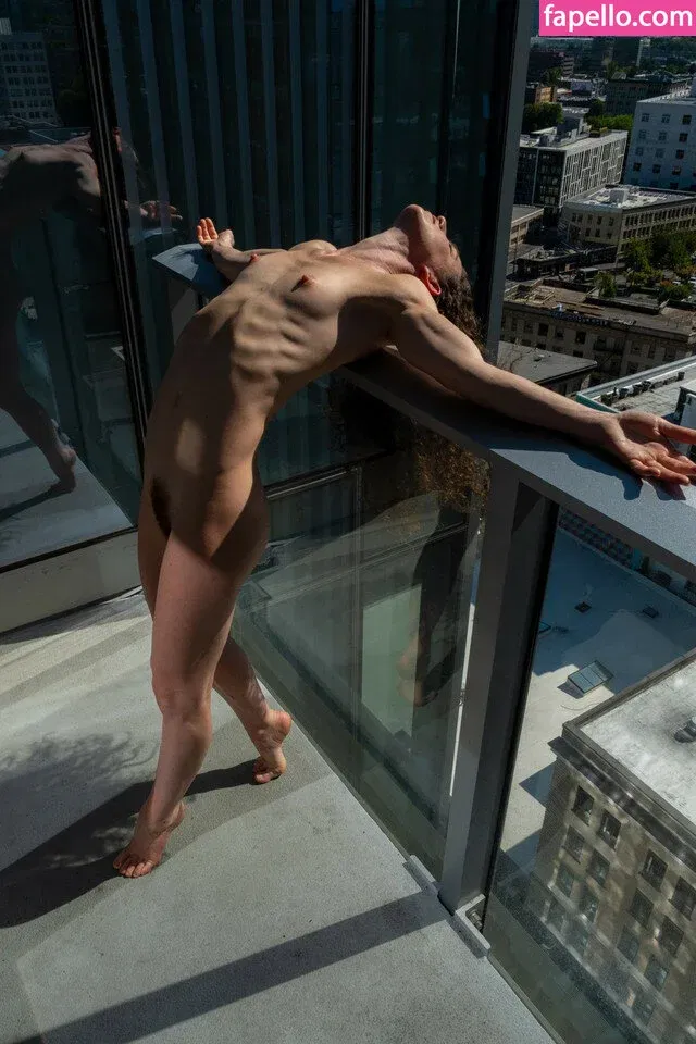 Keira Grant / KeiraGrant / keiragrantart Onlyfans Photo Gallery 