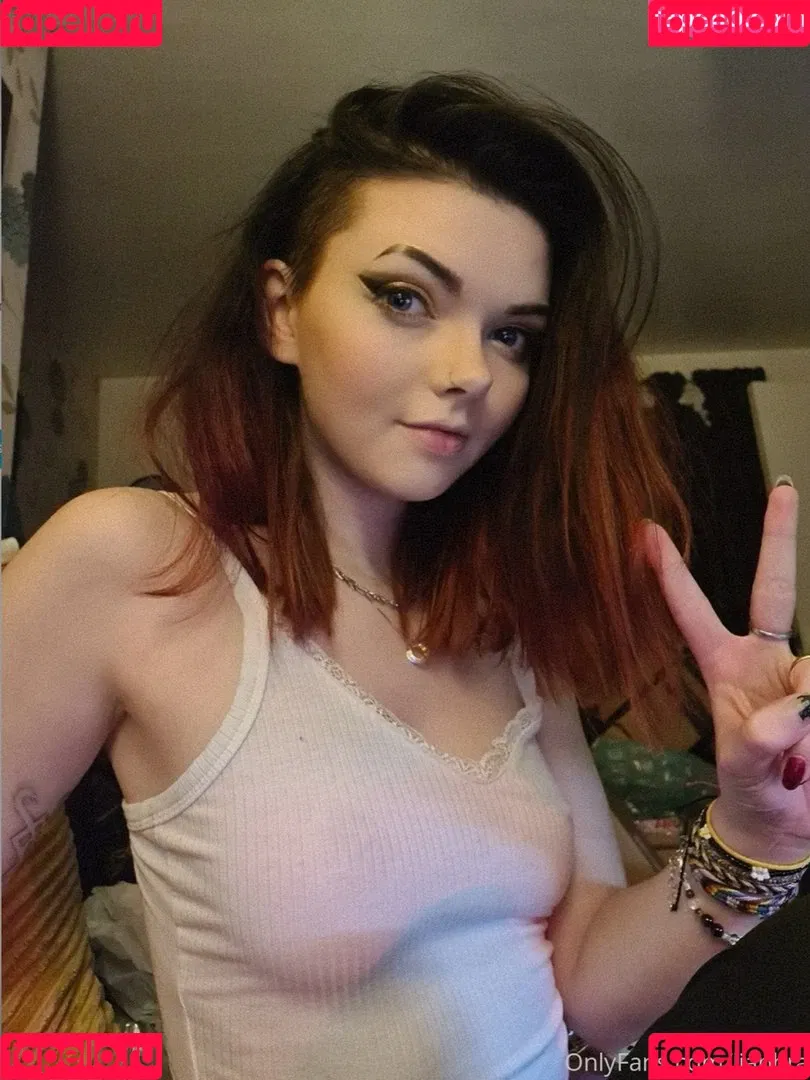 LJAphra / LouiseJulie / ljaphraof / louisejulie_ Nude Leaks OnlyFans Onlyfans Photo Gallery 