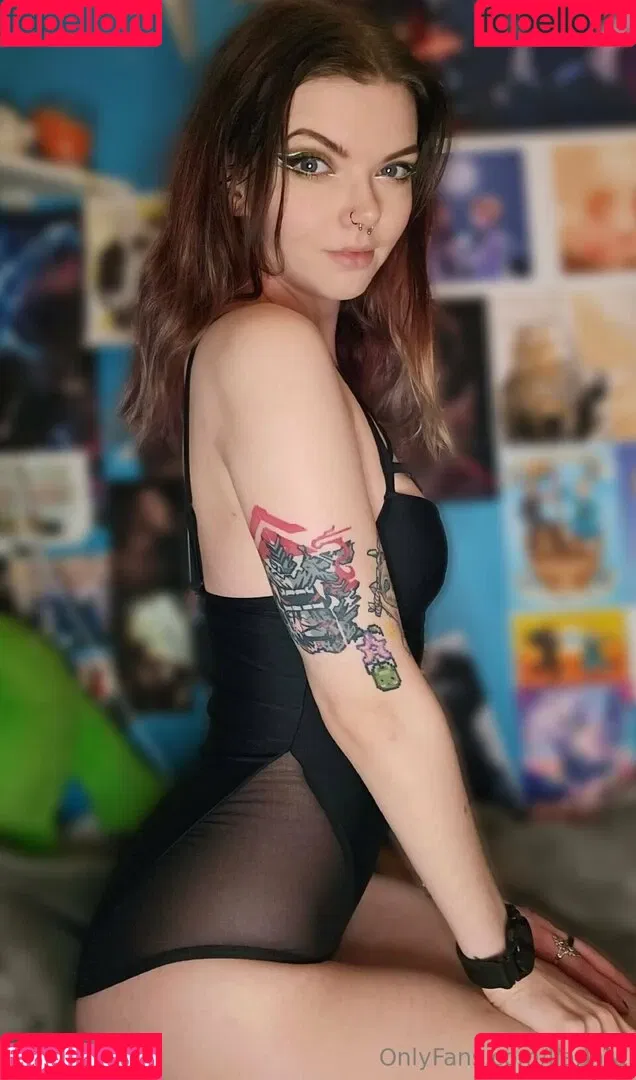 LJAphra / LouiseJulie / ljaphraof / louisejulie_ Nude Leaks OnlyFans Onlyfans Photo Gallery 