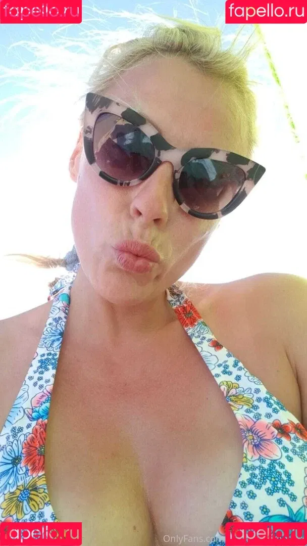 Brittany Bardot / brittanybardotxxx Nude Leaks OnlyFans Onlyfans Photo Gallery 