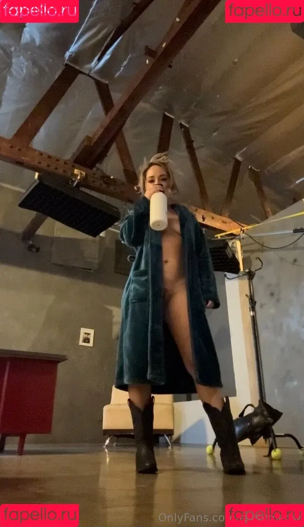 Remy Lacroix / RemyLaCroixxxxx / Remymeow / therealremylacroix Nude Leaks OnlyFans Onlyfans Photo Gallery 