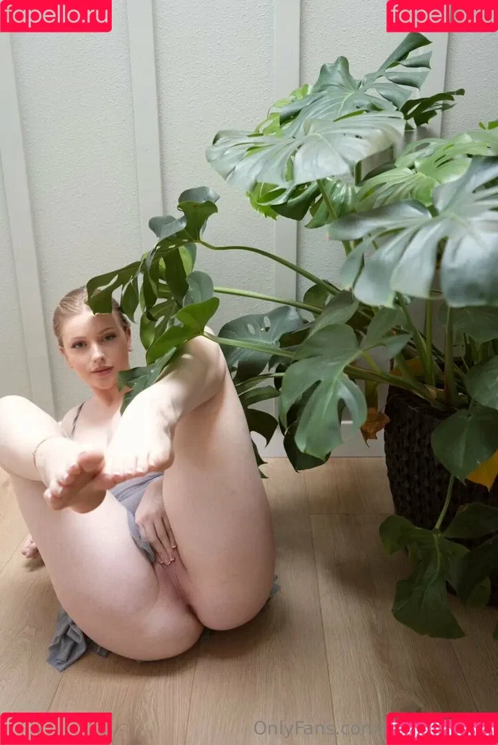 Emily Taylor / Msfiiire / emilyxoxotaylor Nude Leaks OnlyFans Onlyfans Photo Gallery 