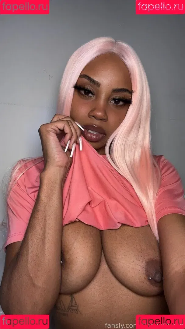 OshunQueen / crownmejuicy5 Nude Leaks OnlyFans Onlyfans Photo Gallery 