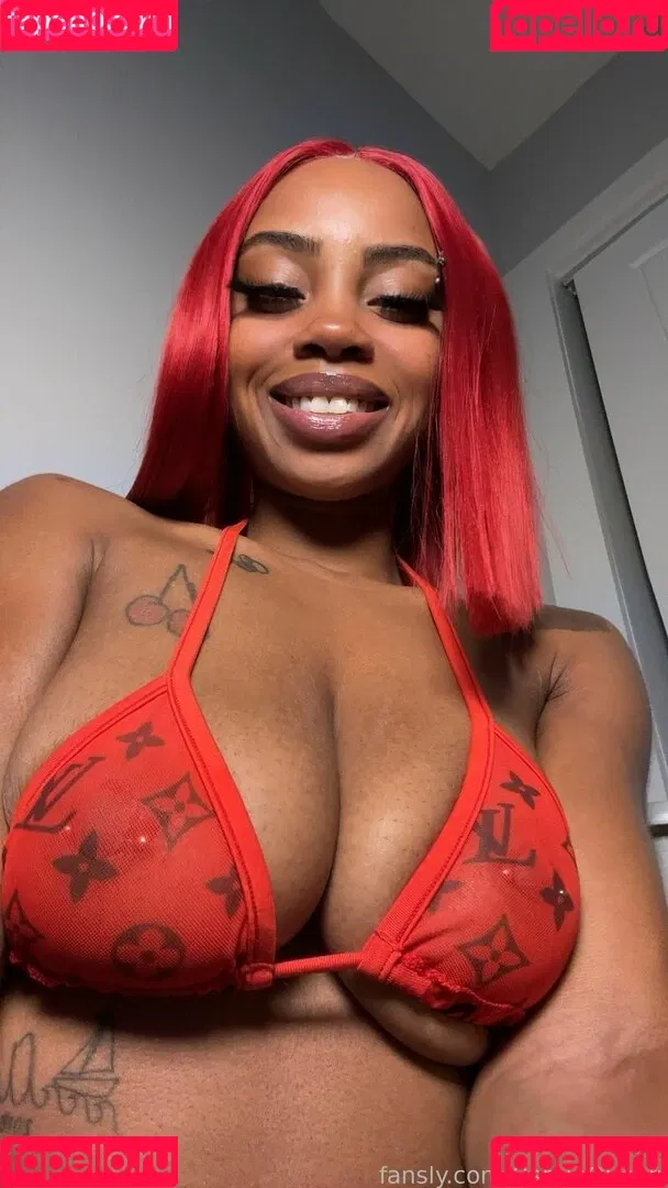OshunQueen / crownmejuicy5 Nude Leaks OnlyFans Onlyfans Photo Gallery 