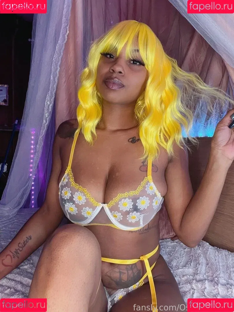 OshunQueen / crownmejuicy5 Nude Leaks OnlyFans Onlyfans Photo Gallery 