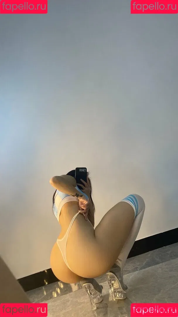 QiaoniuTT / qiaoniu_tt / 俏妞 Nude Leaks OnlyFans Onlyfans Photo Gallery 
