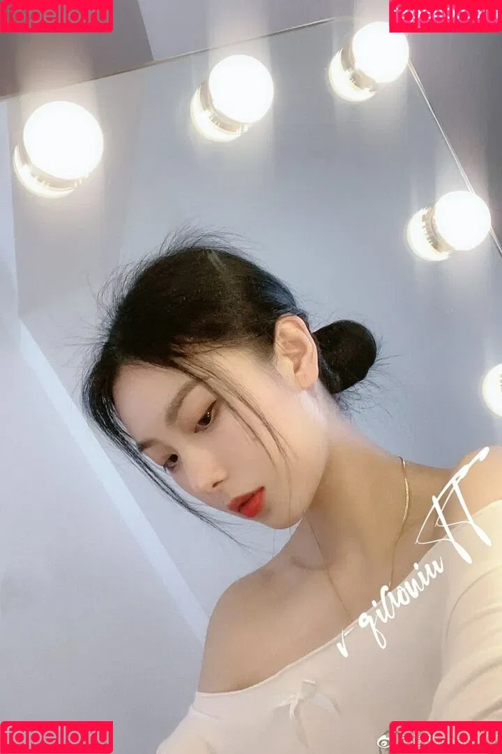 QiaoniuTT / qiaoniu_tt / 俏妞 Nude Leaks OnlyFans Onlyfans Photo Gallery 