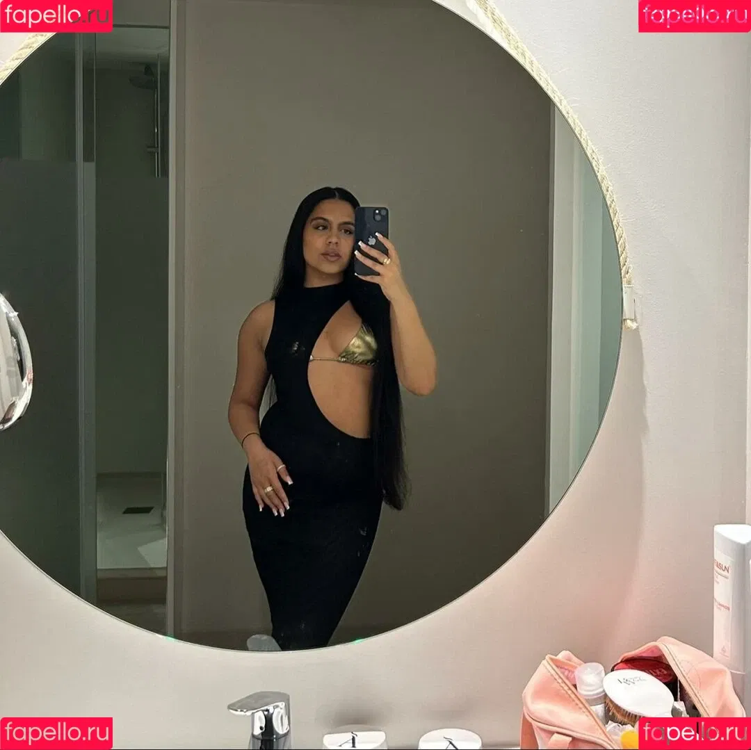 Sim Patel / sim.ayyyyy / simiiipatel212 Nude Leaks OnlyFans Onlyfans Photo Gallery 