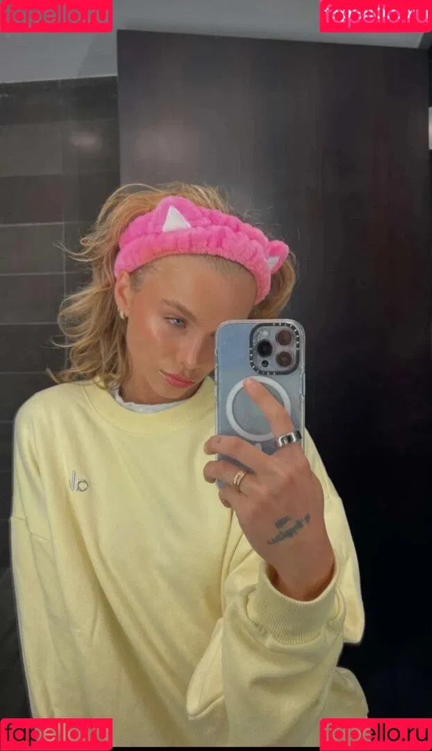 Anna Shumate / Annabananaxdddd / annashumate / annashumatee Nude Leaks OnlyFans Onlyfans Photo Gallery 