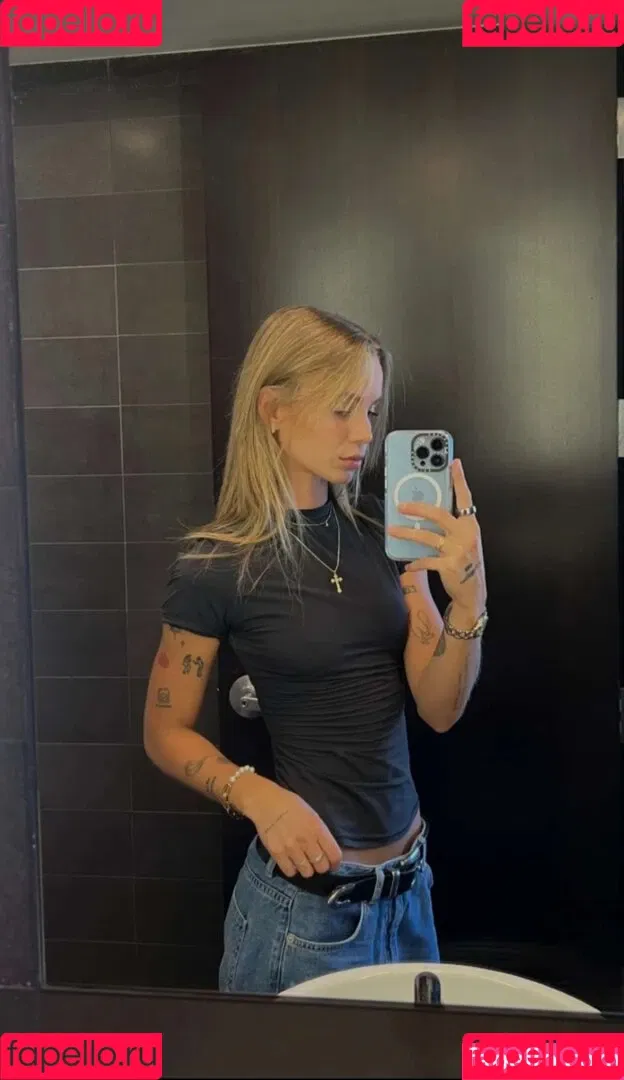 Anna Shumate / Annabananaxdddd / annashumate / annashumatee Nude Leaks OnlyFans Onlyfans Photo Gallery 