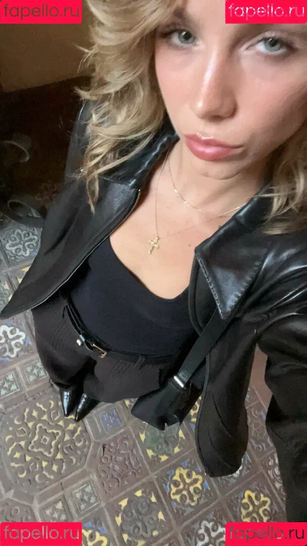 Anna Shumate / Annabananaxdddd / annashumate / annashumatee Nude Leaks OnlyFans Onlyfans Photo Gallery 