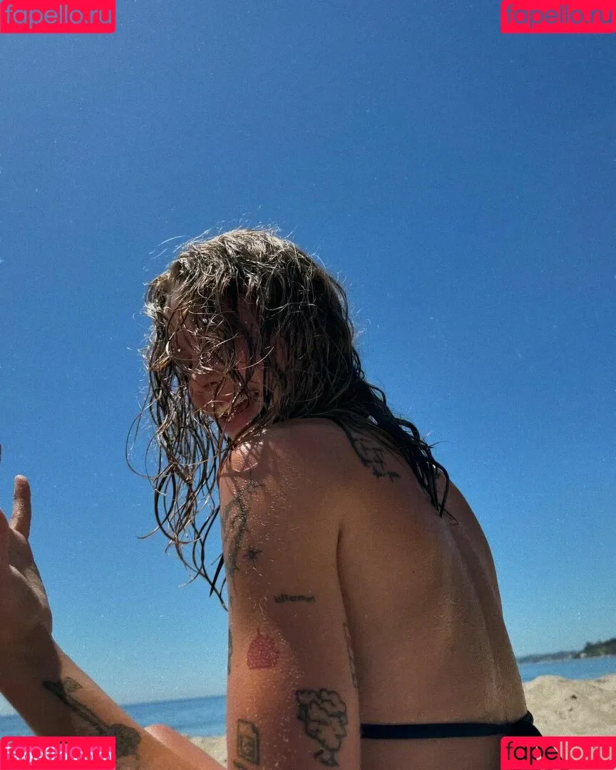 Anna Shumate / Annabananaxdddd / annashumate / annashumatee Nude Leaks OnlyFans Onlyfans Photo Gallery 