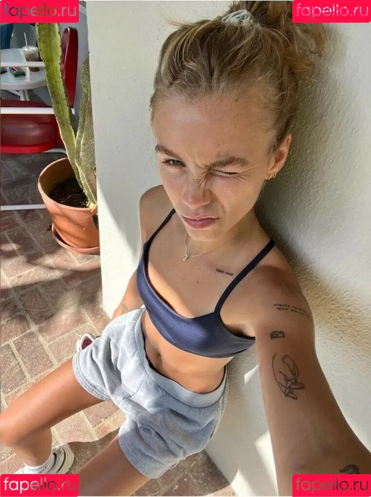 Anna Shumate / Annabananaxdddd / annashumate / annashumatee Nude Leaks OnlyFans Onlyfans Photo Gallery 