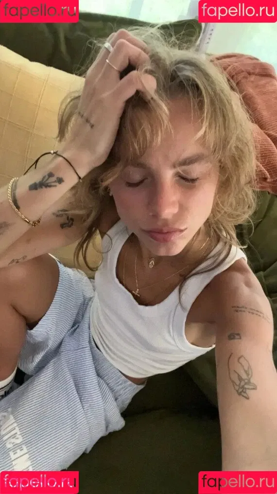 Anna Shumate / Annabananaxdddd / annashumate / annashumatee Nude Leaks OnlyFans Onlyfans Photo Gallery 