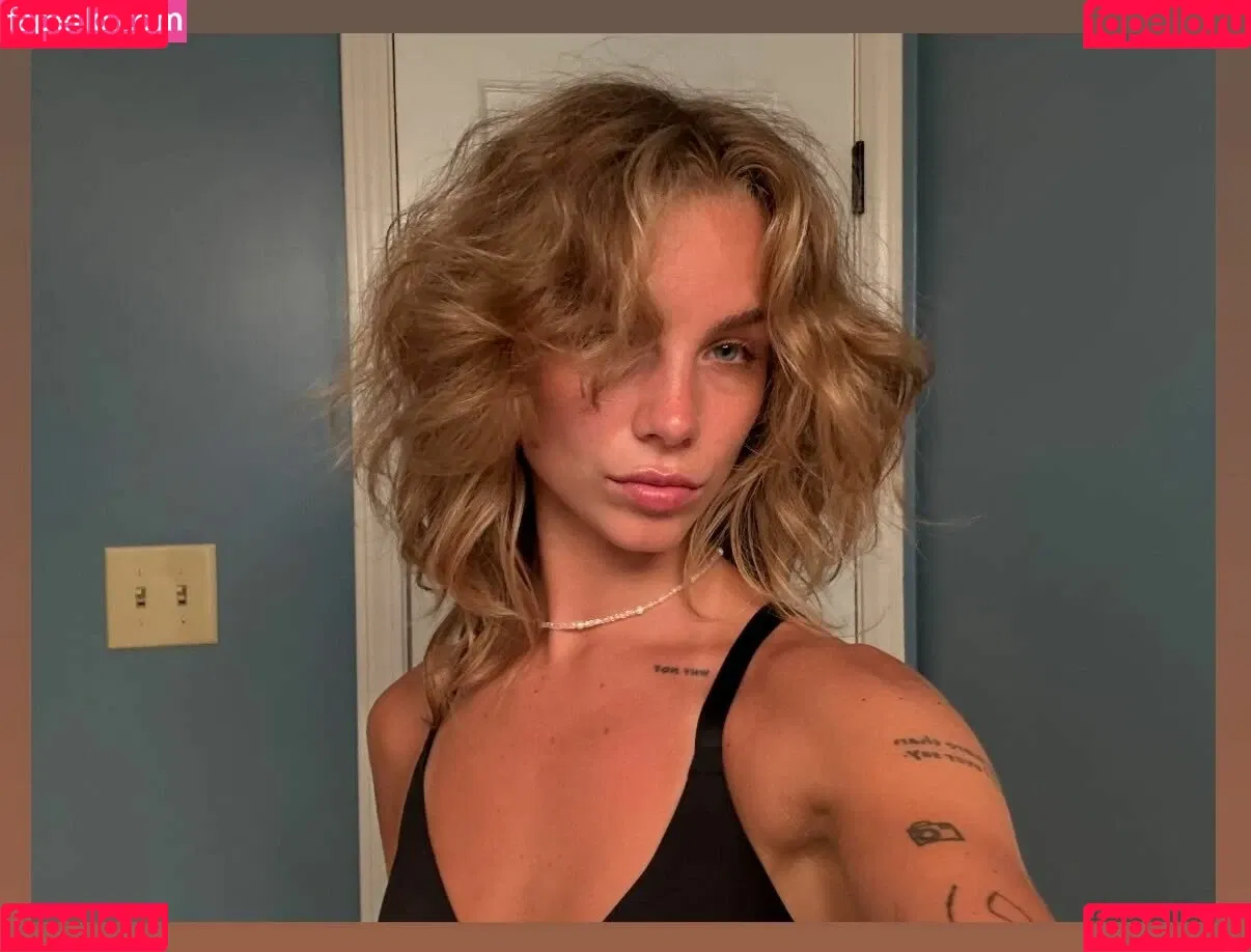 Anna Shumate / Annabananaxdddd / annashumate / annashumatee Nude Leaks OnlyFans Onlyfans Photo Gallery 