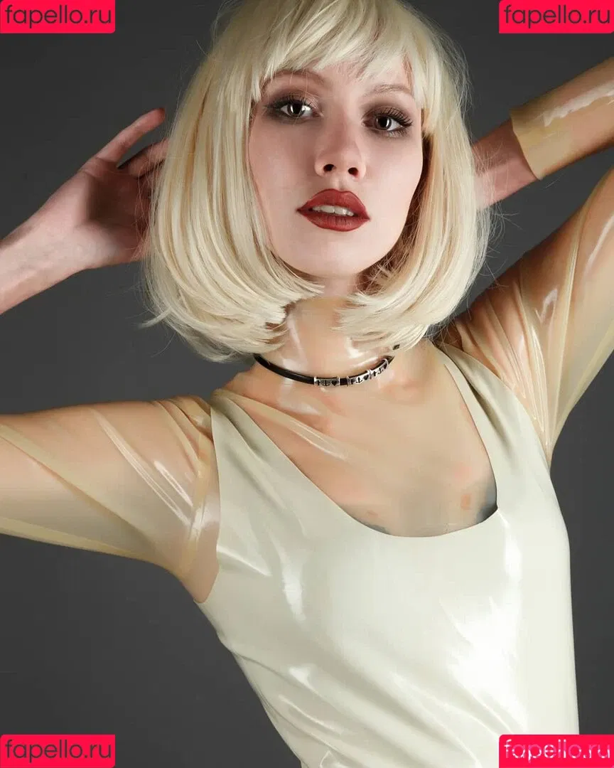 Latex Fetish / misslatexxx Nude Leaks OnlyFans Onlyfans Photo Gallery 