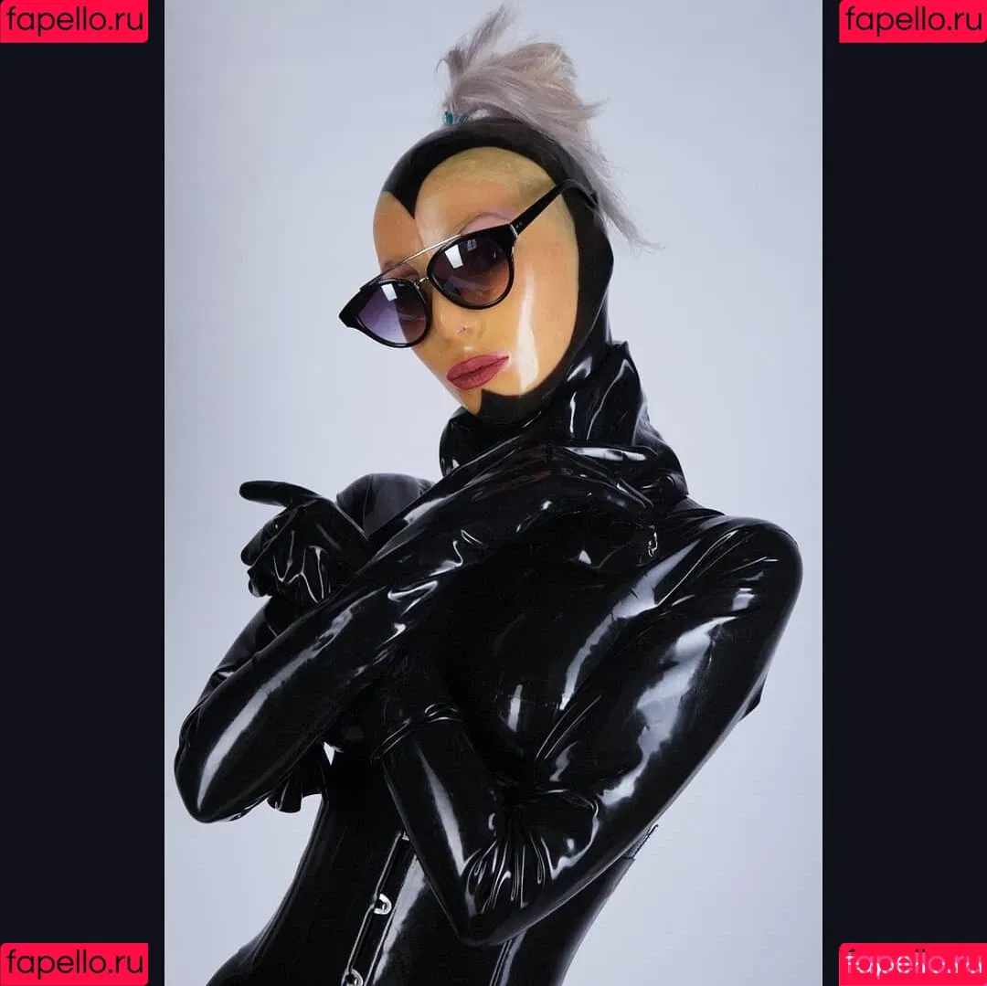 Latex Fetish / misslatexxx Nude Leaks OnlyFans Onlyfans Photo Gallery 