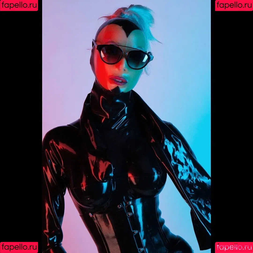 Latex Fetish / misslatexxx Nude Leaks OnlyFans Onlyfans Photo Gallery 