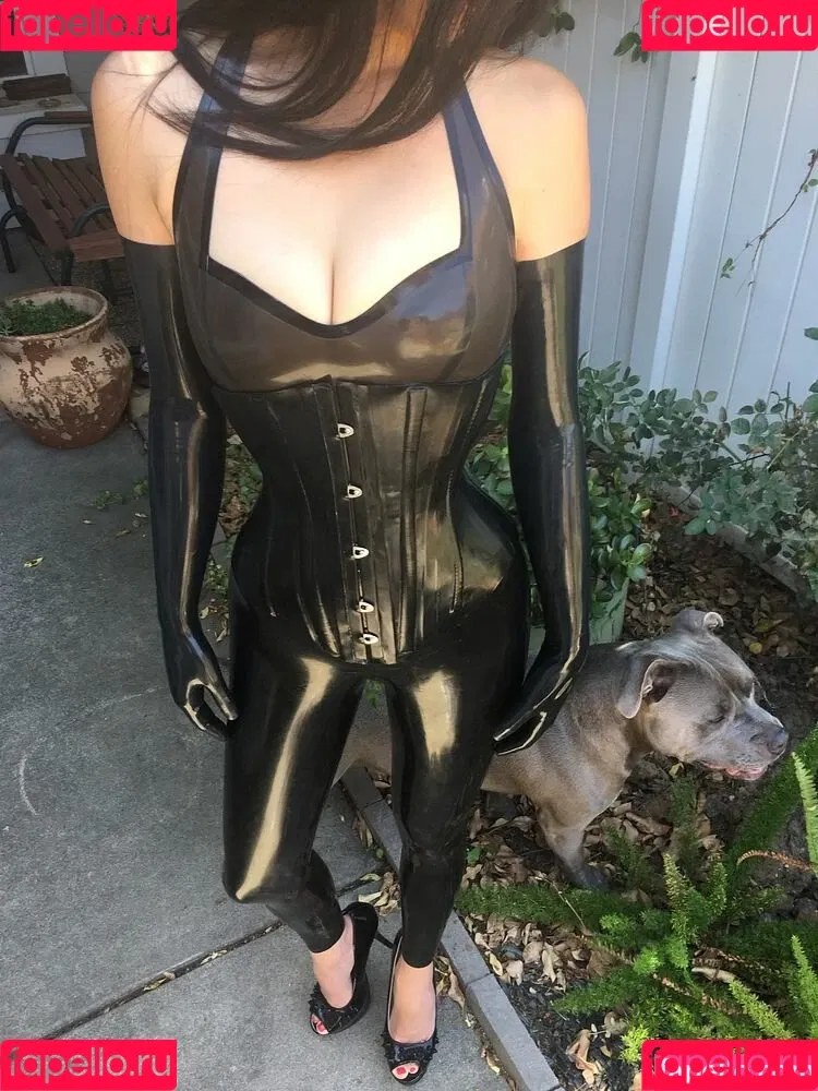 Latex Fetish / misslatexxx Nude Leaks OnlyFans Onlyfans Photo Gallery 