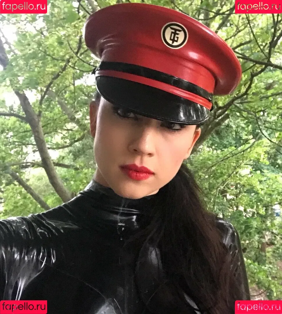 Latex Fetish / misslatexxx Nude Leaks OnlyFans Onlyfans Photo Gallery 