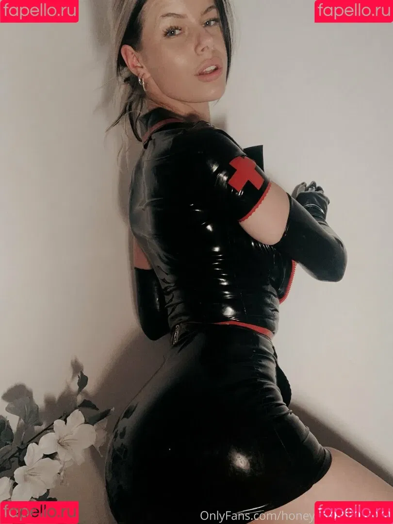 Latex Fetish / misslatexxx Nude Leaks OnlyFans Onlyfans Photo Gallery 