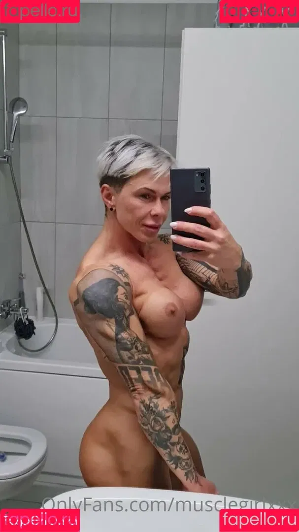 chelseypleasant / crazyxbody / https: / musclegirlxxx Nude Leaks OnlyFans Onlyfans Photo Gallery 
