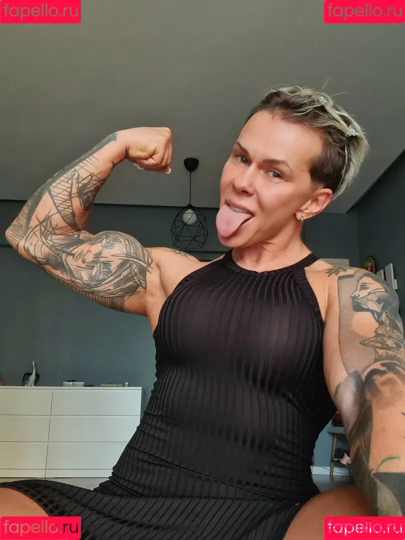 chelseypleasant / crazyxbody / https: / musclegirlxxx Nude Leaks OnlyFans Onlyfans Photo Gallery 