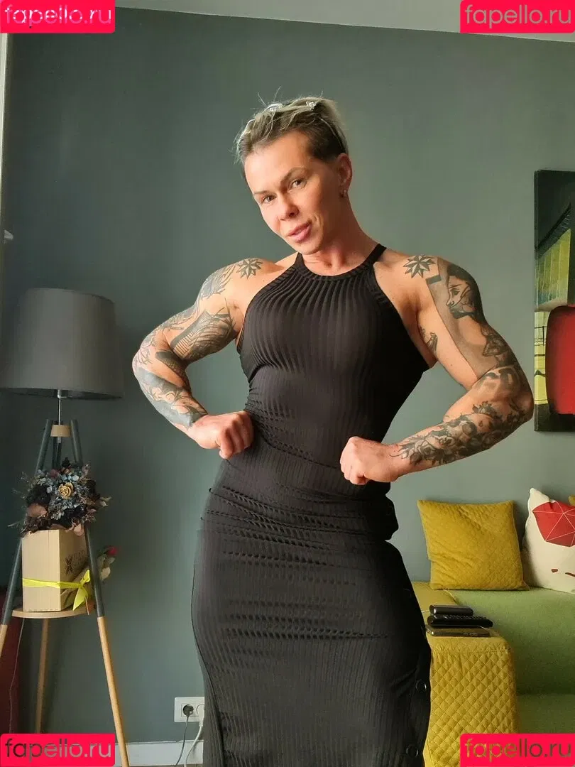 chelseypleasant / crazyxbody / https: / musclegirlxxx Nude Leaks OnlyFans Onlyfans Photo Gallery 