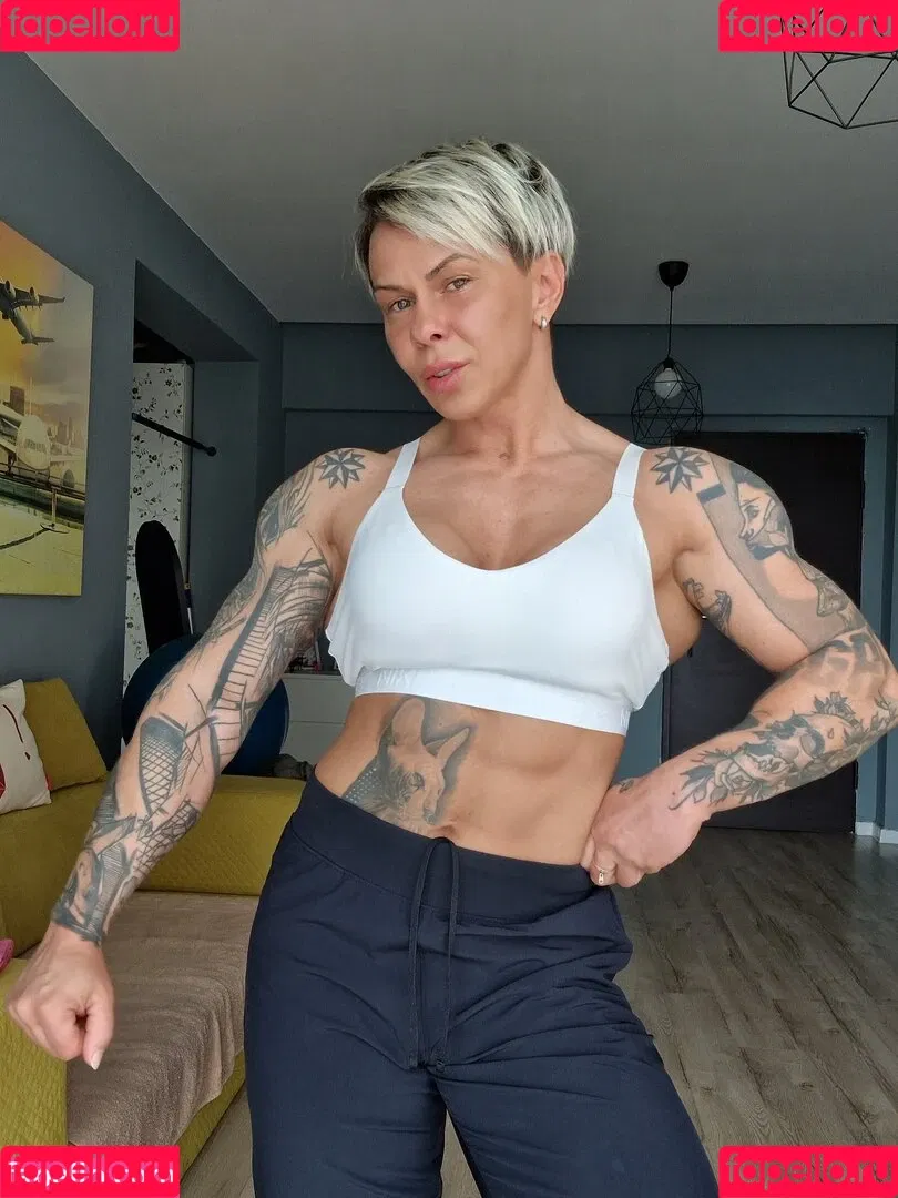 chelseypleasant / crazyxbody / https: / musclegirlxxx Nude Leaks OnlyFans Onlyfans Photo Gallery 