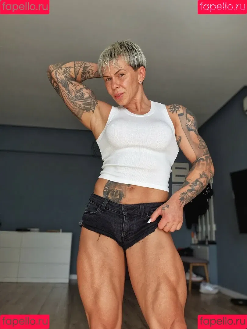 chelseypleasant / crazyxbody / https: / musclegirlxxx Nude Leaks OnlyFans Onlyfans Photo Gallery 
