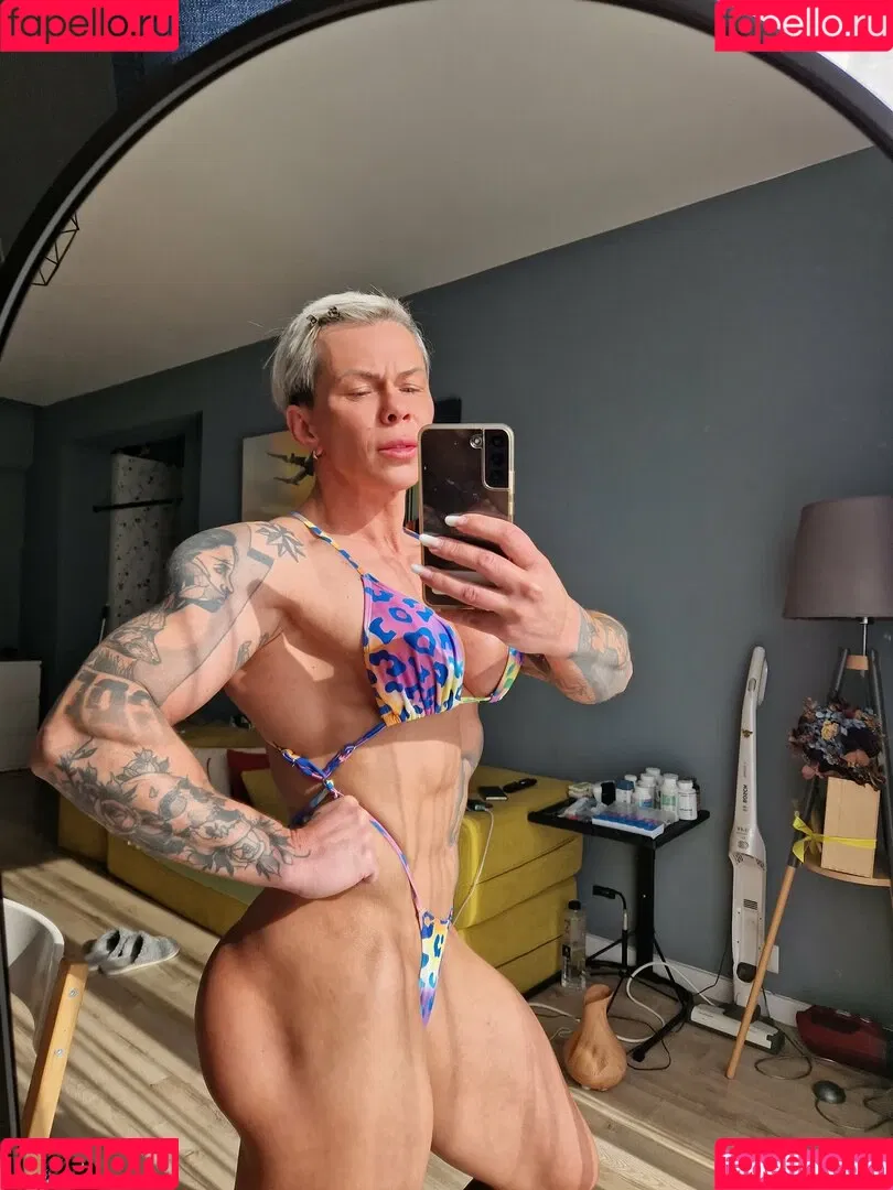 chelseypleasant / crazyxbody / https: / musclegirlxxx Nude Leaks OnlyFans Onlyfans Photo Gallery 