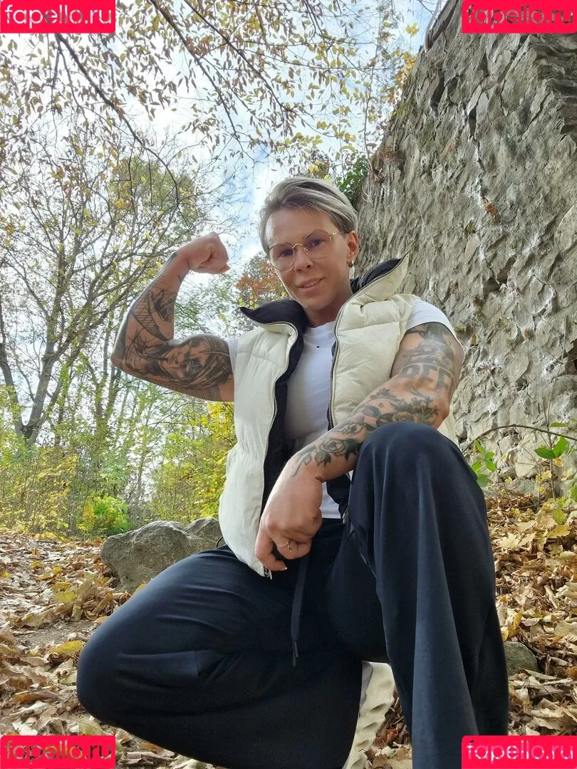 chelseypleasant / crazyxbody / https: / musclegirlxxx Nude Leaks OnlyFans Onlyfans Photo Gallery 