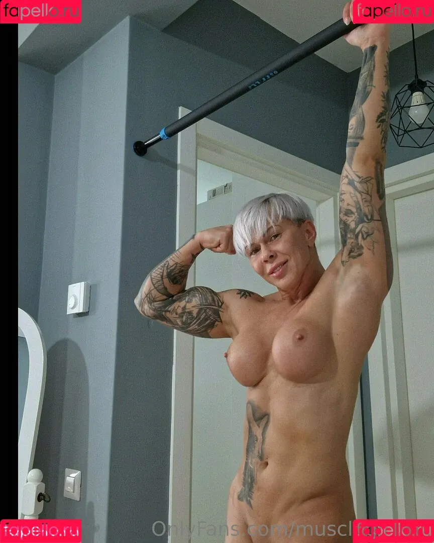 chelseypleasant / crazyxbody / https: / musclegirlxxx Nude Leaks OnlyFans Onlyfans Photo Gallery 