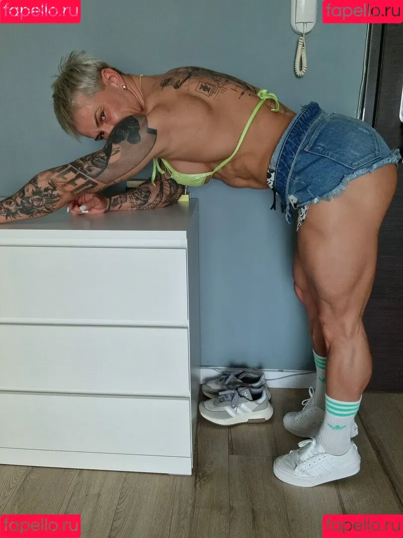 chelseypleasant / crazyxbody / https: / musclegirlxxx Nude Leaks OnlyFans Onlyfans Photo Gallery 