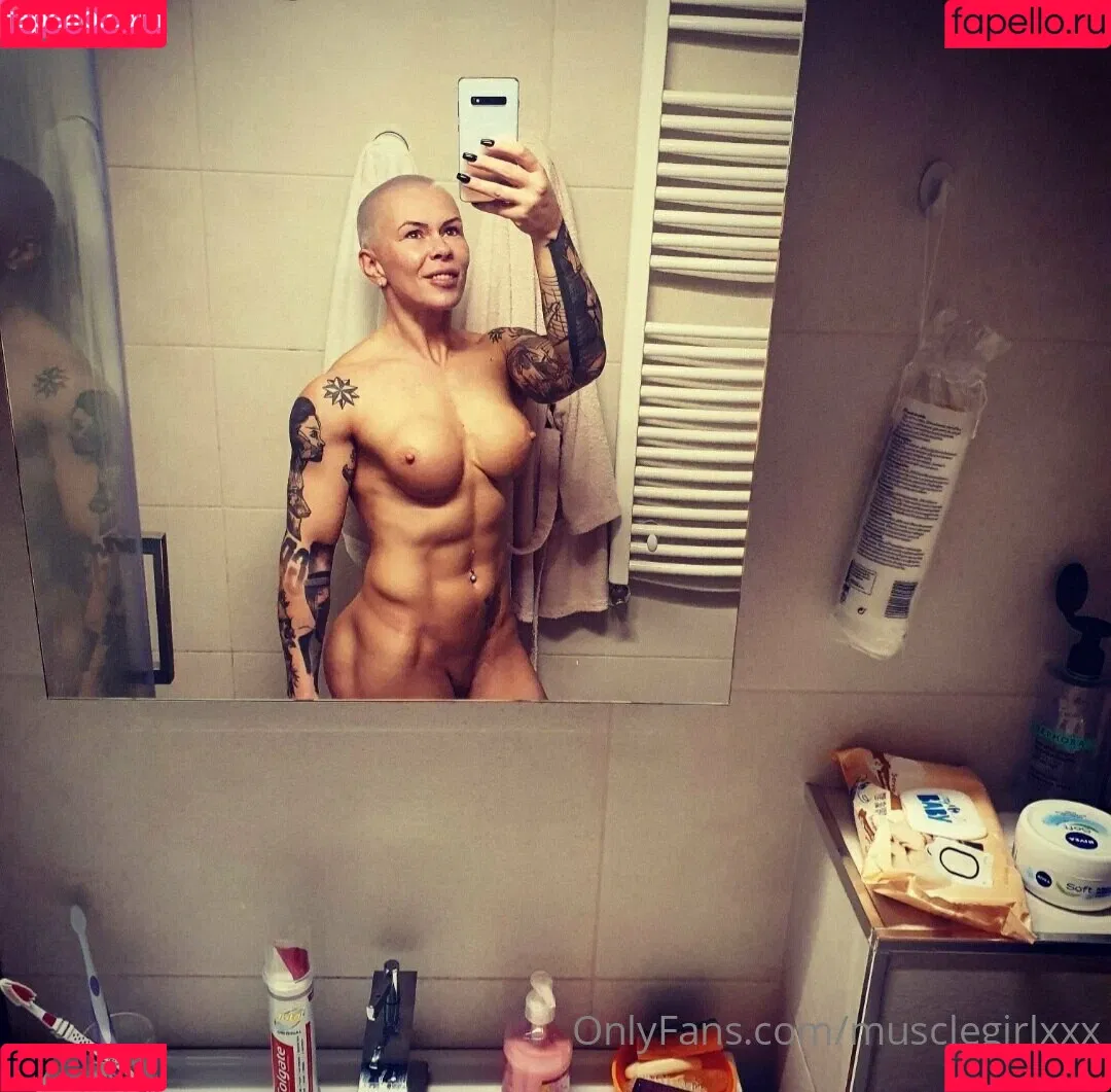 chelseypleasant / crazyxbody / https: / musclegirlxxx Nude Leaks OnlyFans Onlyfans Photo Gallery 