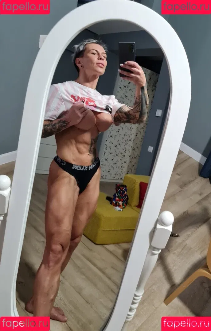 chelseypleasant / crazyxbody / https: / musclegirlxxx Nude Leaks OnlyFans Onlyfans Photo Gallery 