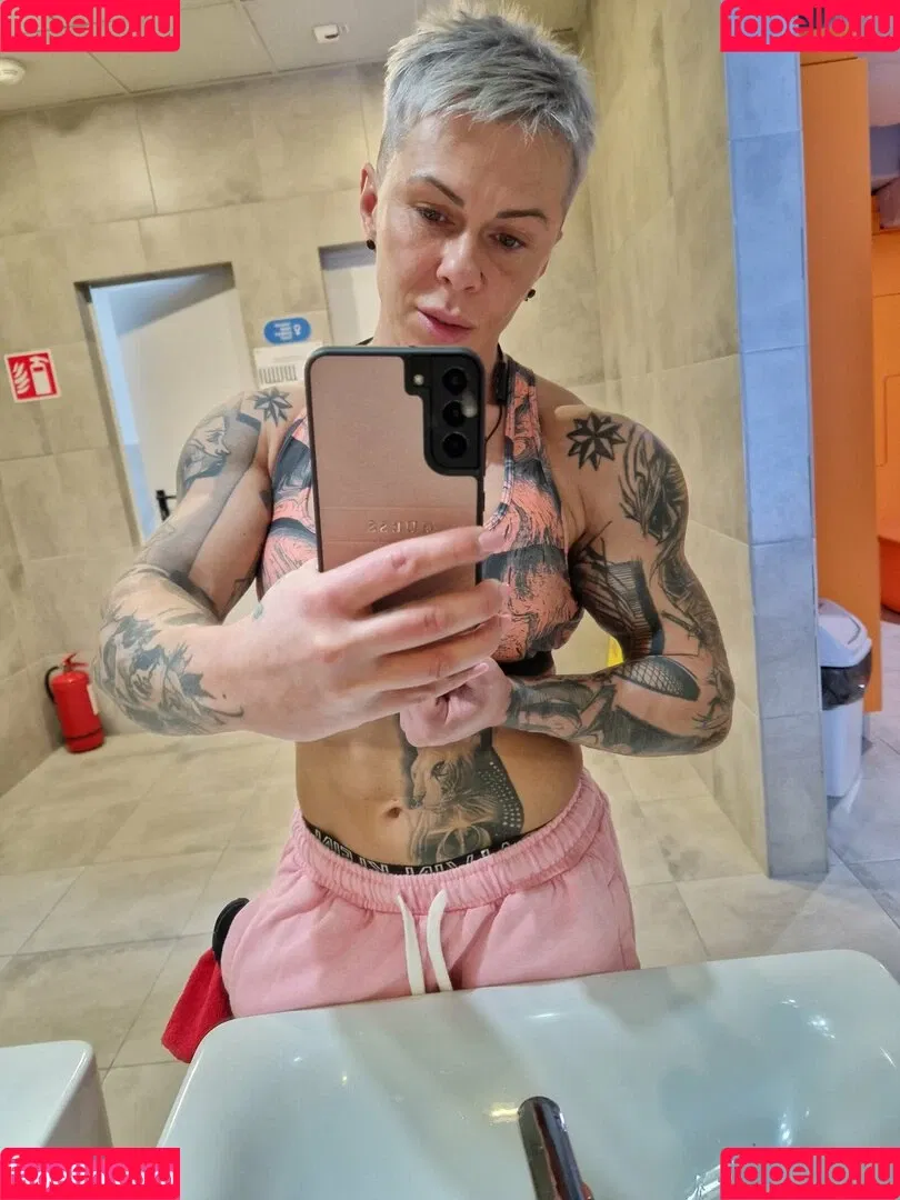 chelseypleasant / crazyxbody / https: / musclegirlxxx Nude Leaks OnlyFans Onlyfans Photo Gallery 