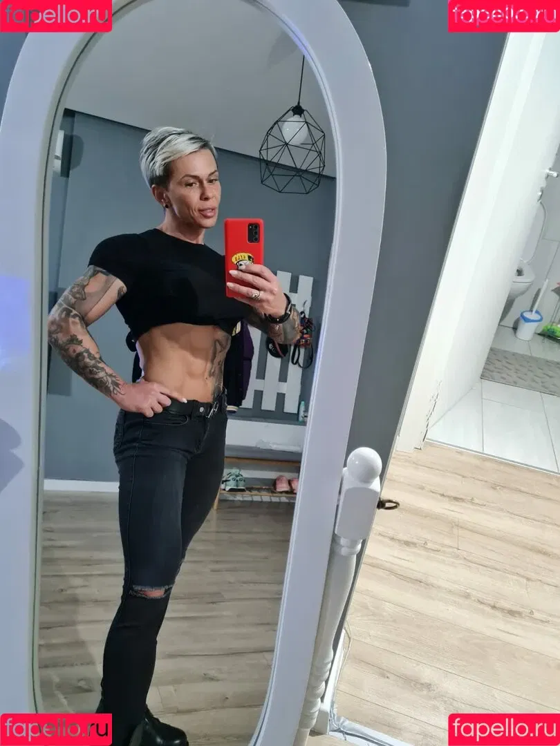 chelseypleasant / crazyxbody / https: / musclegirlxxx Nude Leaks OnlyFans Onlyfans Photo Gallery 
