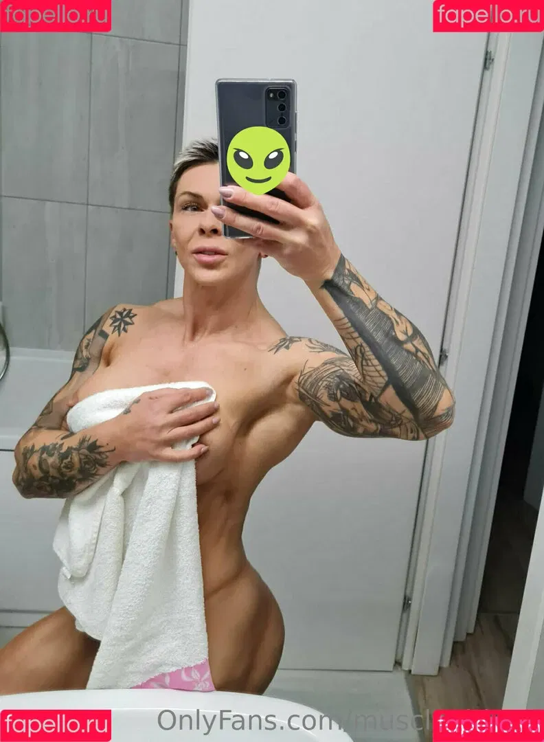 chelseypleasant / crazyxbody / https: / musclegirlxxx Nude Leaks OnlyFans Onlyfans Photo Gallery 