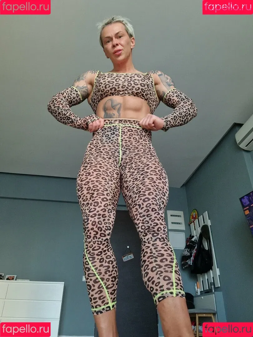 chelseypleasant / crazyxbody / https: / musclegirlxxx Nude Leaks OnlyFans Onlyfans Photo Gallery 