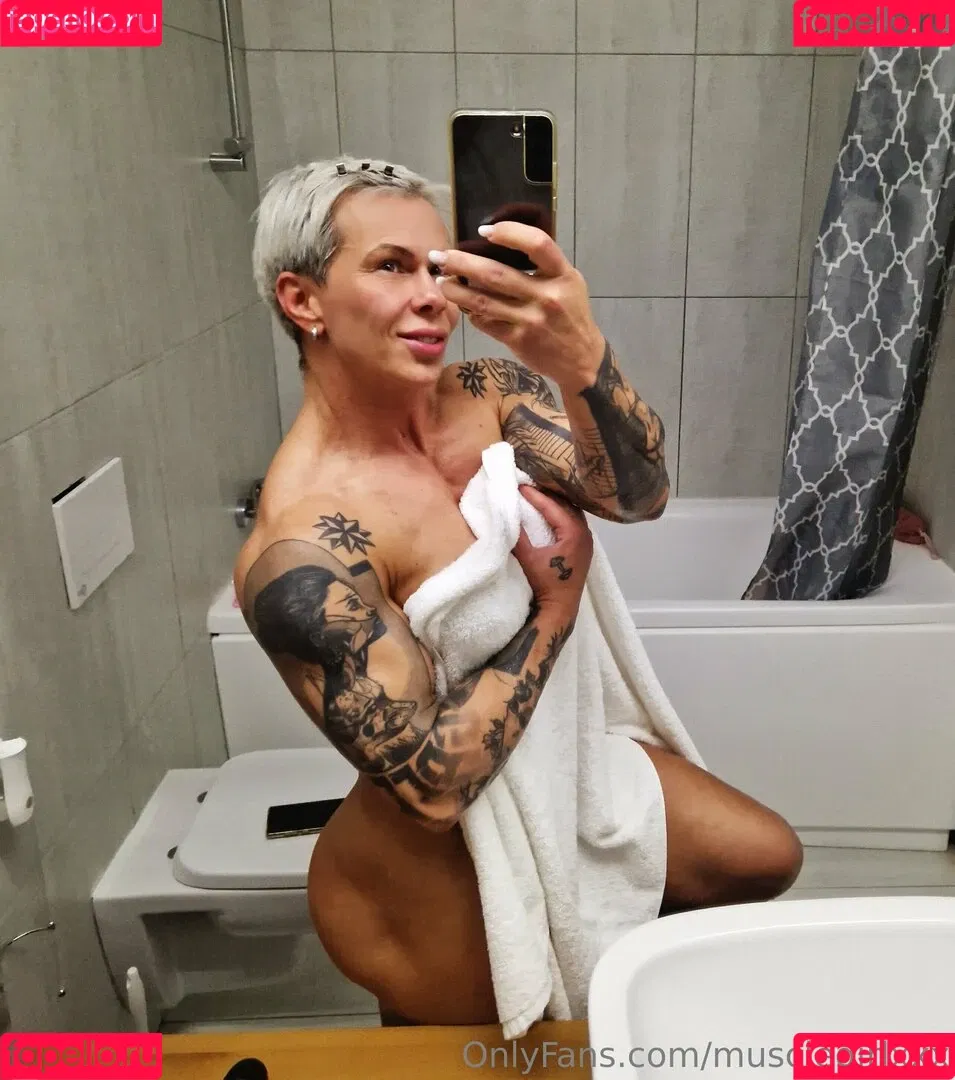 chelseypleasant / crazyxbody / https: / musclegirlxxx Nude Leaks OnlyFans Onlyfans Photo Gallery 
