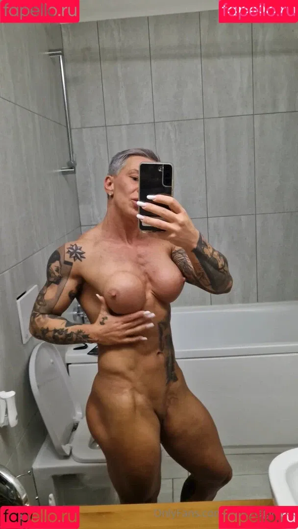 chelseypleasant / crazyxbody / https: / musclegirlxxx Nude Leaks OnlyFans Onlyfans Photo Gallery 
